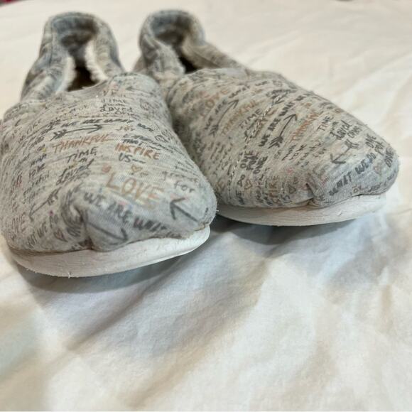 Tom’s gray speckled t-shirt jersey faux Fur lined alparagatas size 11 - Picture 6 of 11